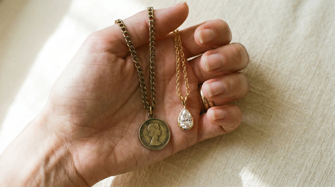 How to tell if jewellery will tarnish — tarnished vs clean gold chain comparison from Aurum & Isle