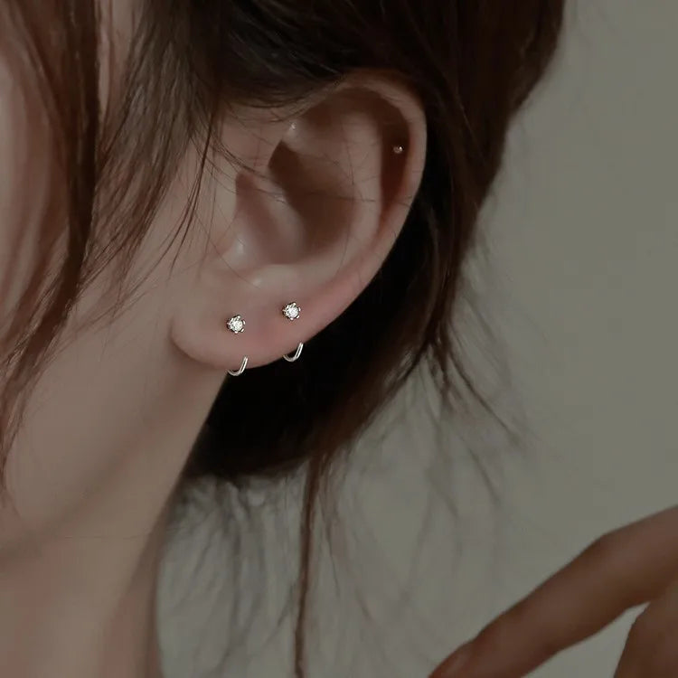 Tara Crystal Stud Earrings (Silver)